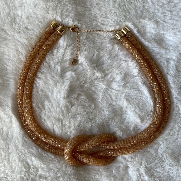 EUC Swarovski thick intertwine crystal cluster necklace - Picture 1 of 6